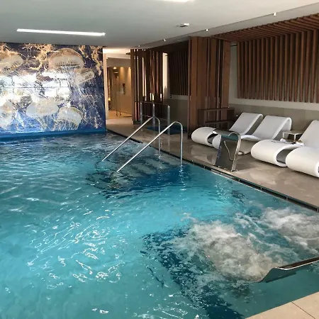 Hotell Majestic & Wellness 4*