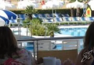 Отель Majestic & Wellness 4*