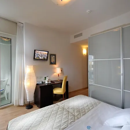 Majestic & Wellness Отель