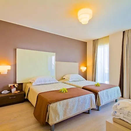 Отель Majestic & Wellness Бибионе