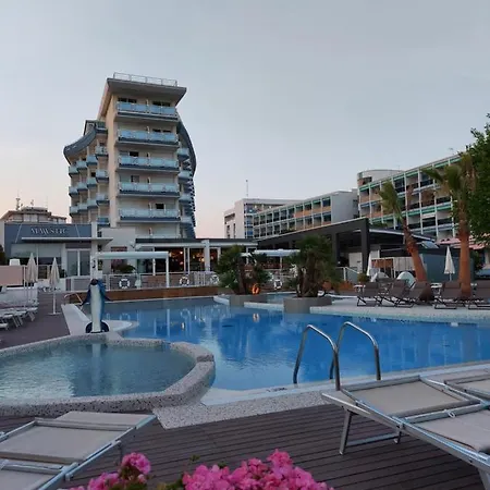 Отель Majestic & Wellness