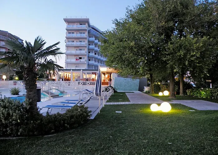 Otel Majestic & Wellness 4*